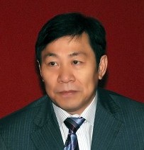 兼任世界銀行/全球環境基金(GEF)中國節能促進項目項目辦主任、中國化工節能技術協會理事長、全國能標委能源管理技術委員會主任、北京能源學會副理事長、中國能源研究會常務理事等職。