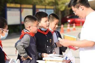 大型圖書盲選漂流,蕭山區湖濱小學的孩子們感受閱讀的無限魅力